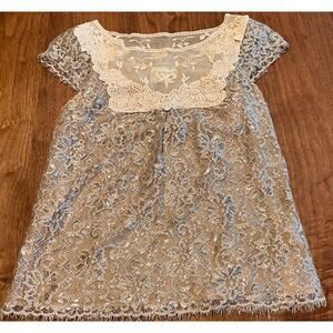 HD in Paris Metallic Lace Blouse Women's‎ US 10 Sheer Short Sleeve Top